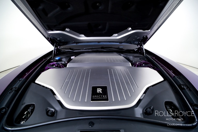 Used-2024-Rolls-Royce-Spectre