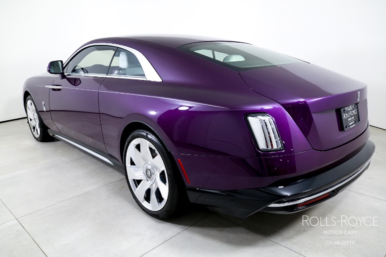 Used-2024-Rolls-Royce-Spectre