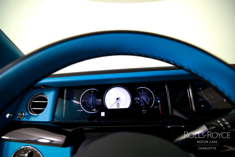 New-2025-Rolls-Royce-Phantom