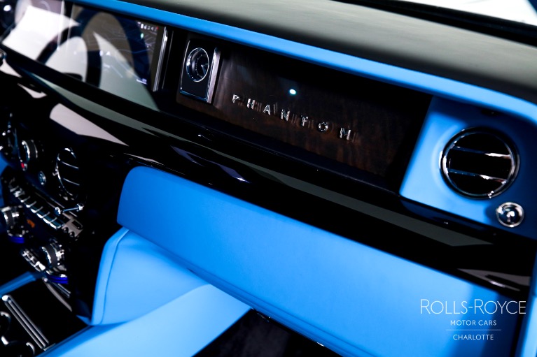 New-2025-Rolls-Royce-Phantom