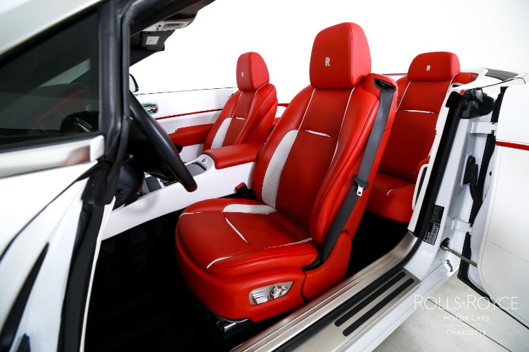 Used-2020-Rolls-Royce-Dawn