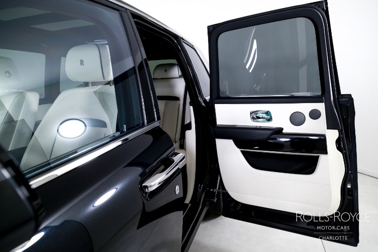 Used-2022-Rolls-Royce-Cullinan