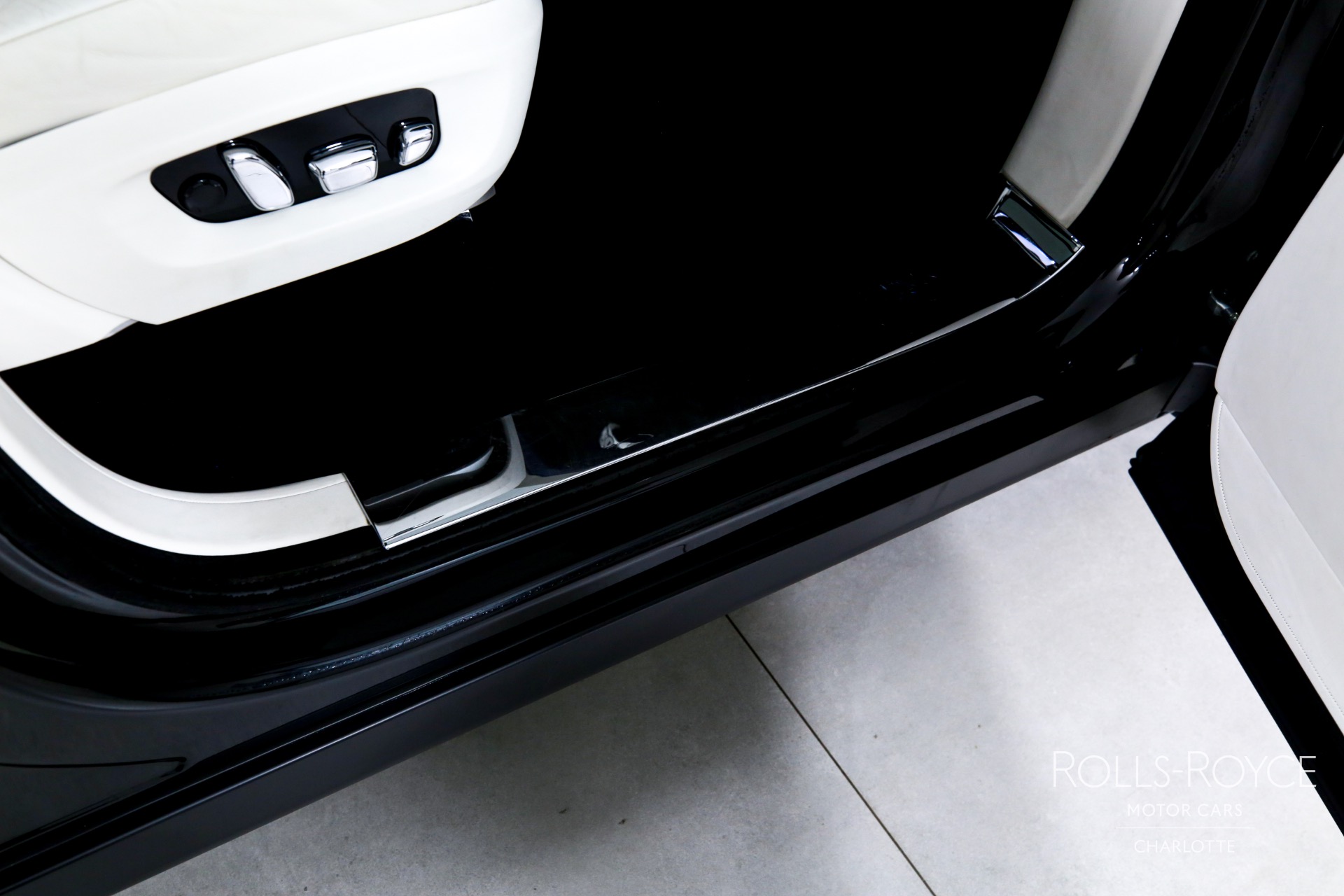 Used 2022 Rolls-Royce Cullinan  | Charlotte, NC