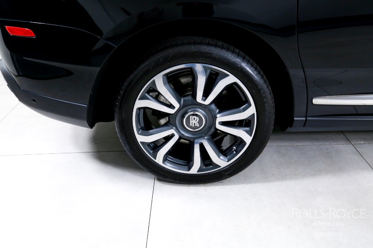 Used-2022-Rolls-Royce-Cullinan