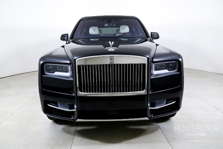 Used-2022-Rolls-Royce-Cullinan