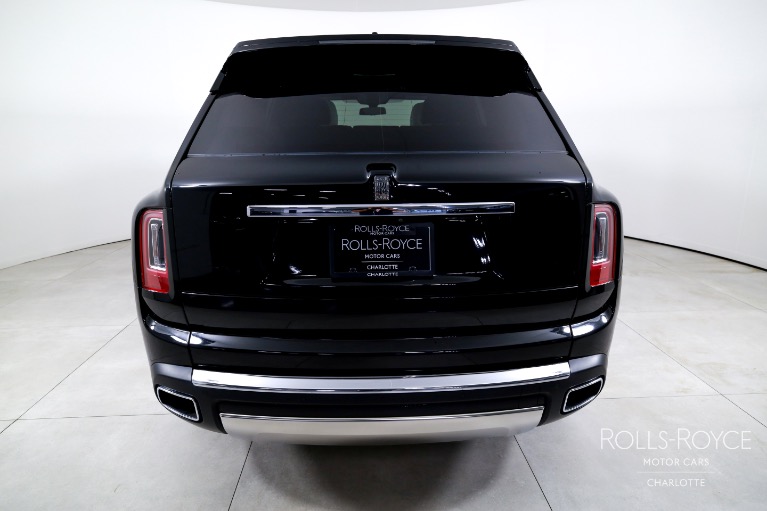 Used-2022-Rolls-Royce-Cullinan