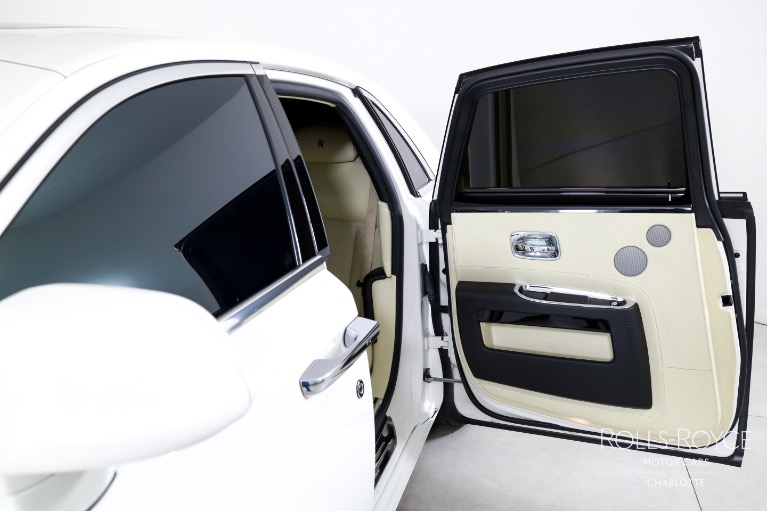 Used-2012-Rolls-Royce-Ghost