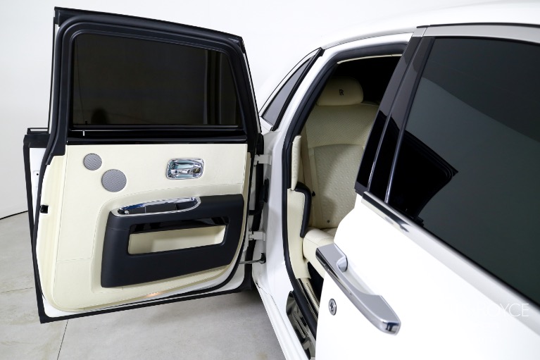 Used-2012-Rolls-Royce-Ghost
