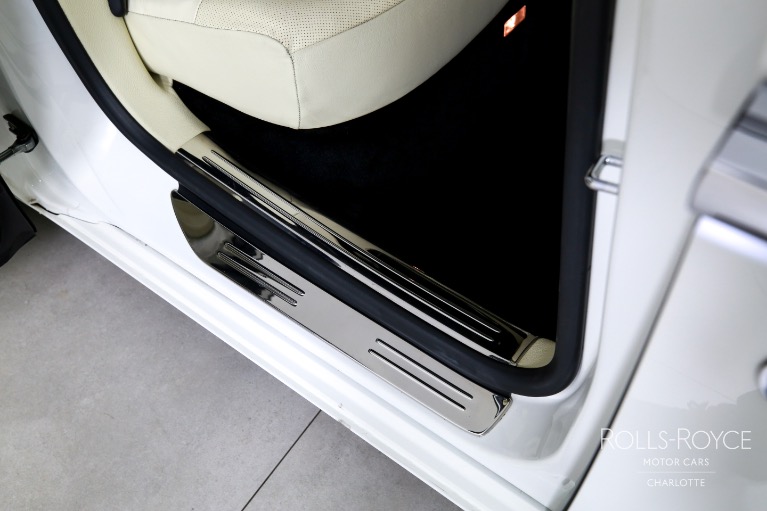 Used-2012-Rolls-Royce-Ghost