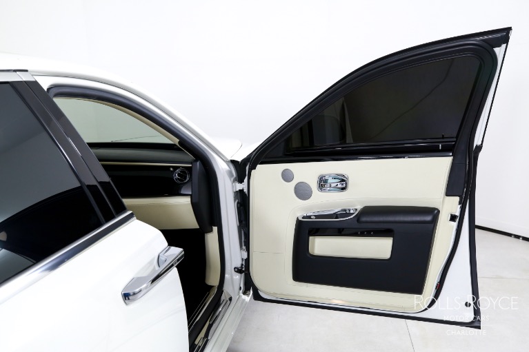 Used-2012-Rolls-Royce-Ghost