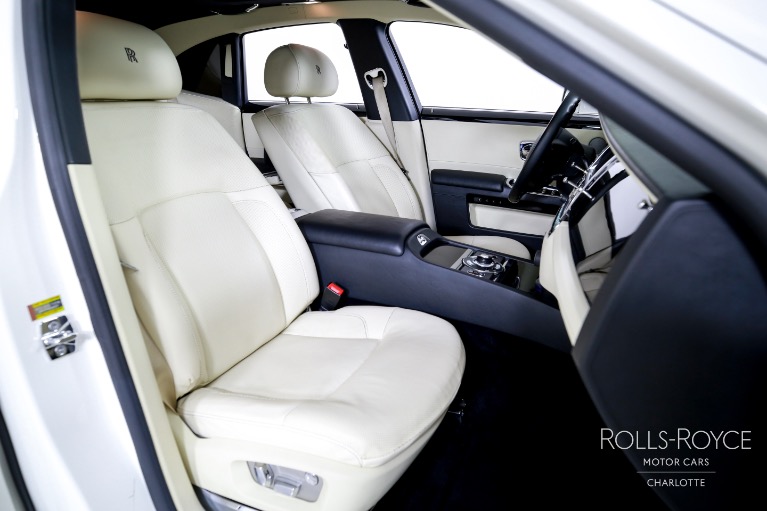 Used-2012-Rolls-Royce-Ghost