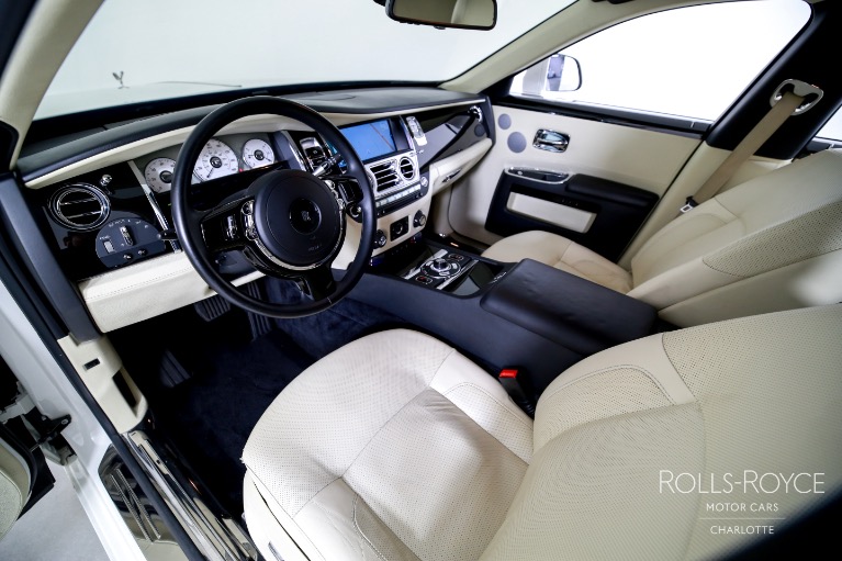 Used-2012-Rolls-Royce-Ghost