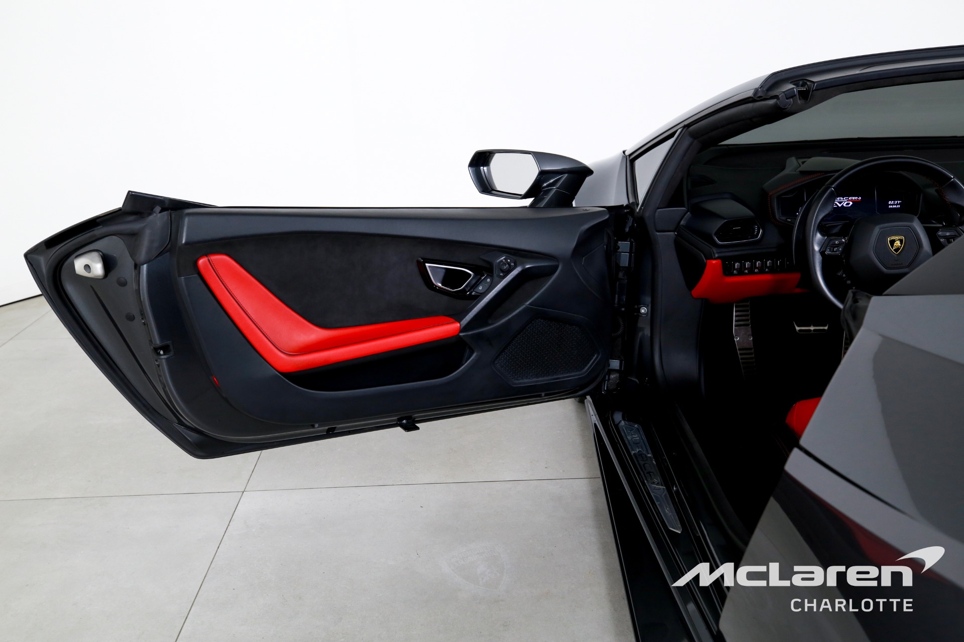 Used 2022 Lamborghini Huracan EVO Spyder | Charlotte, NC