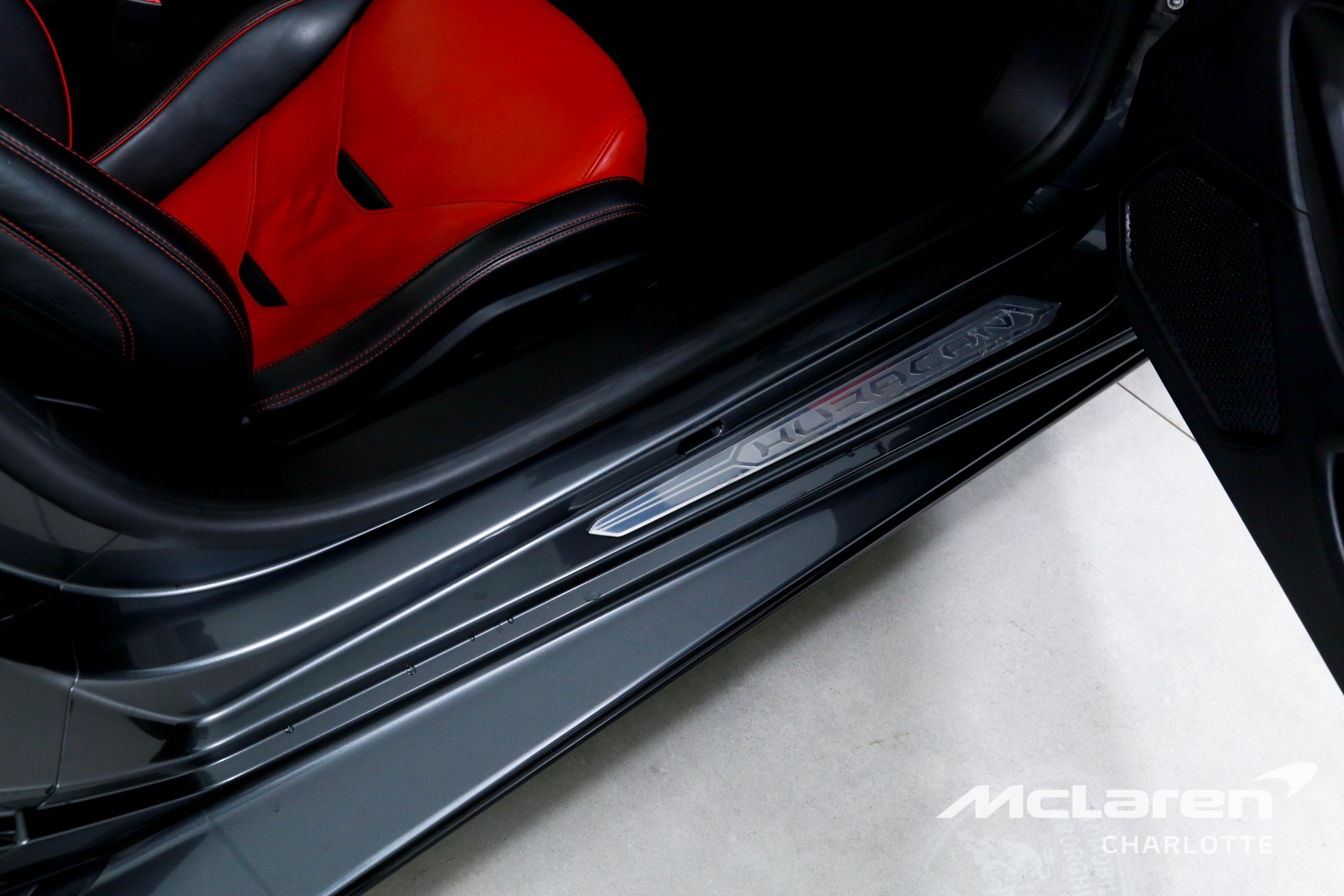 Used 2022 Lamborghini Huracan EVO Spyder | Charlotte, NC