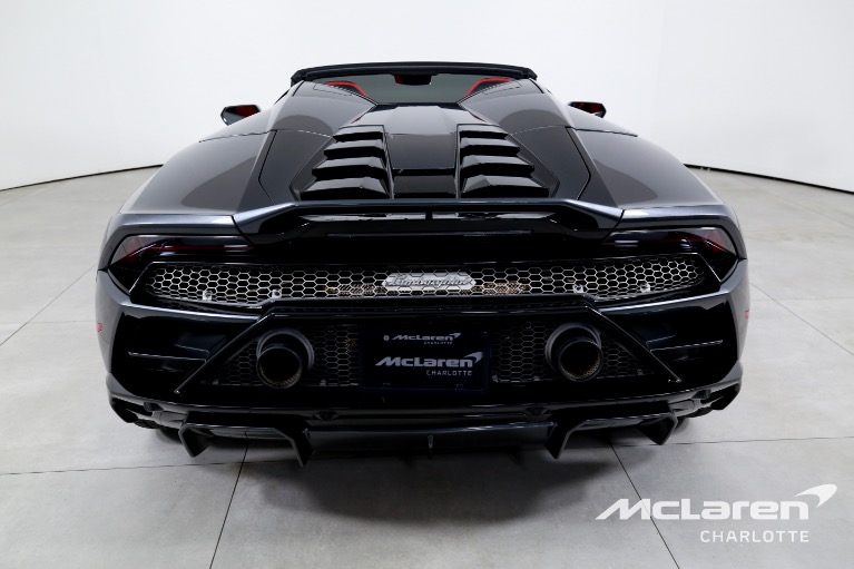 Used-2022-Lamborghini-Huracan-EVO-Spyder