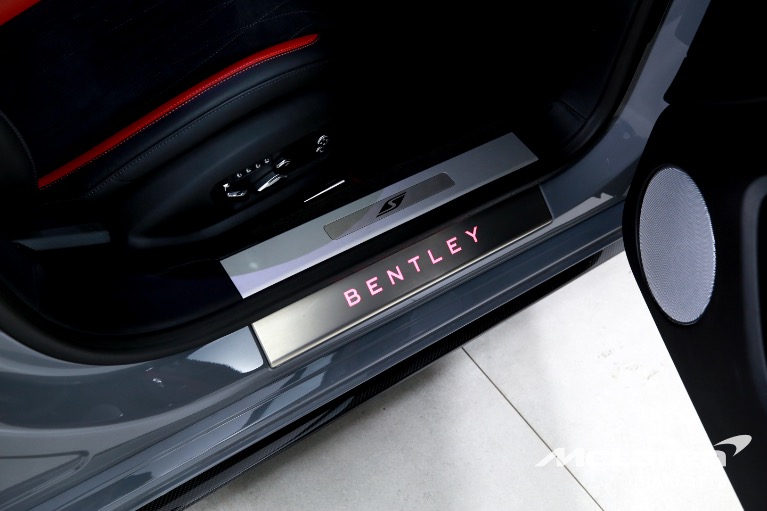 Used-2023-Bentley-Flying-Spur-S-V8