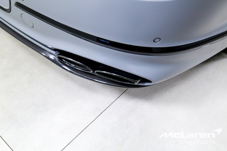 Used-2023-Bentley-Flying-Spur-S-V8