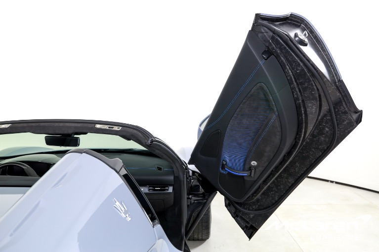 Used-2023-Maserati-MC20-Cielo