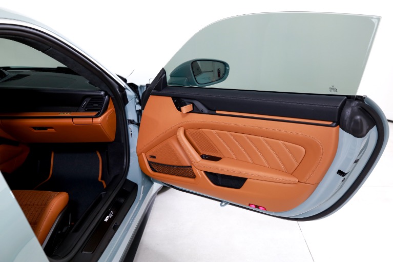 Used-2024-Porsche-911-ST