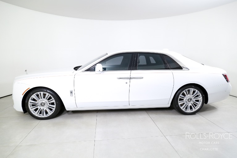 Used-2022-Rolls-Royce-Ghost