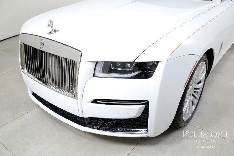 Used-2022-Rolls-Royce-Ghost
