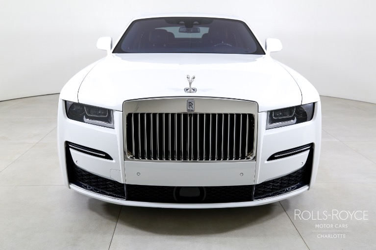 Used-2022-Rolls-Royce-Ghost