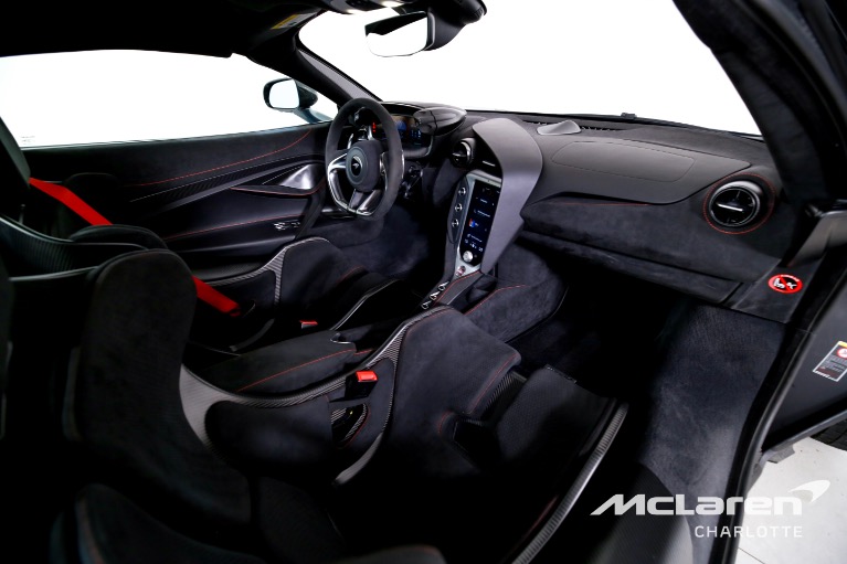 Used-2024-McLaren-750S