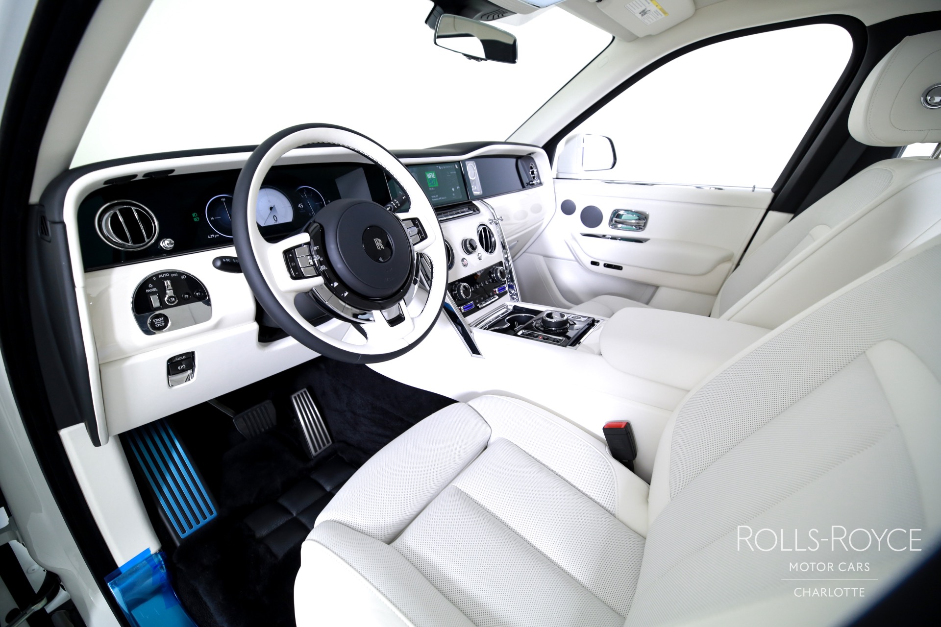 New 2025 Rolls-Royce Cullinan  | Charlotte, NC