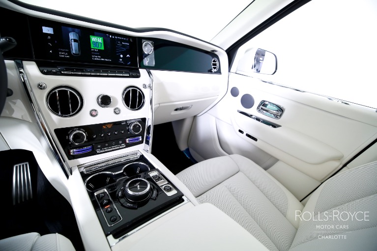 New-2025-Rolls-Royce-Cullinan