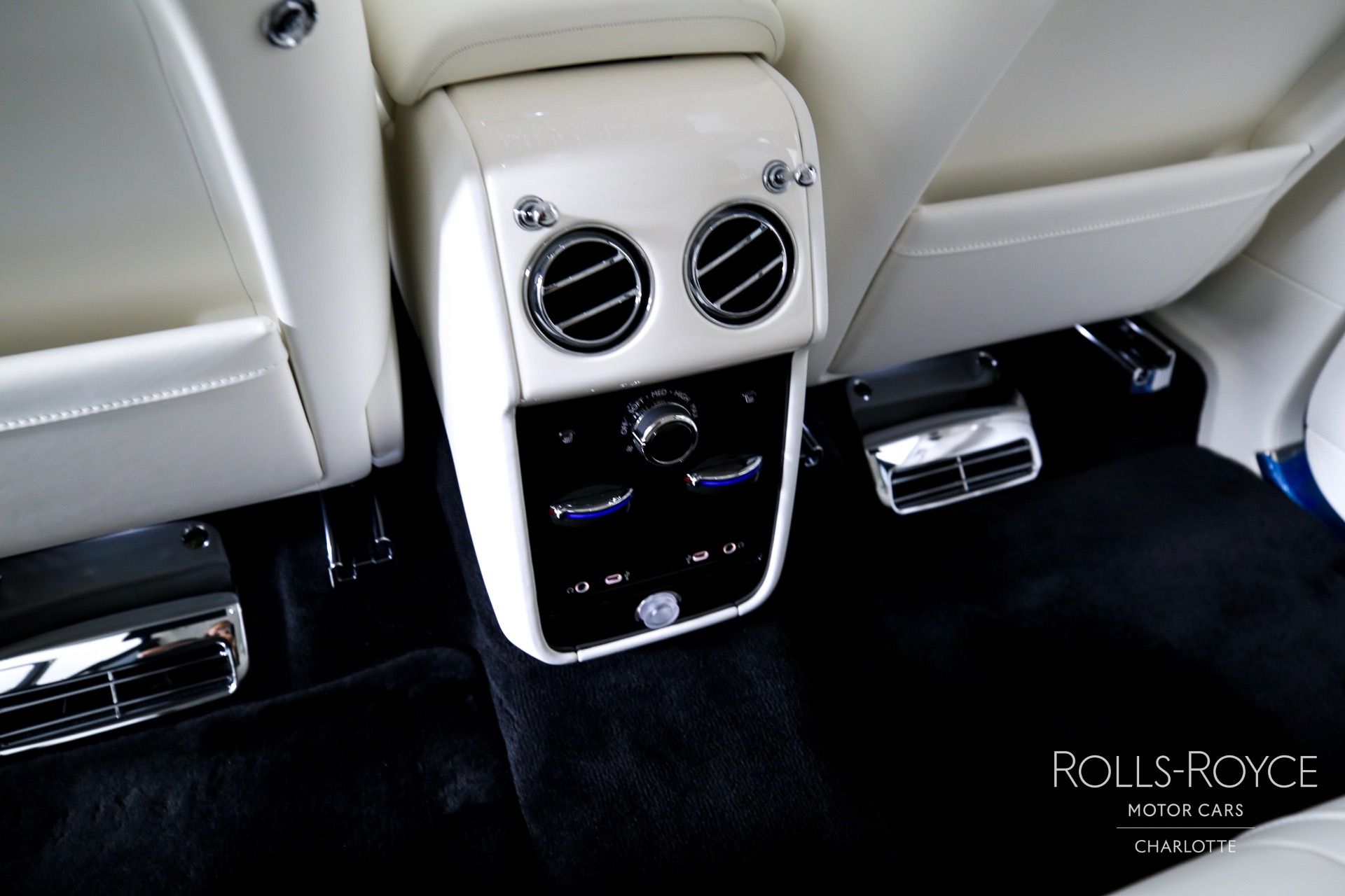 New 2025 Rolls-Royce Cullinan  | Charlotte, NC