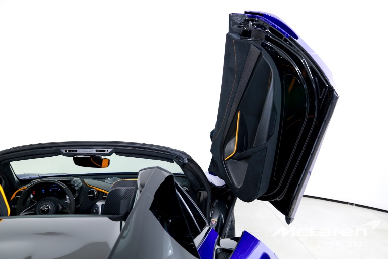 Used-2024-McLaren-750S-Spider