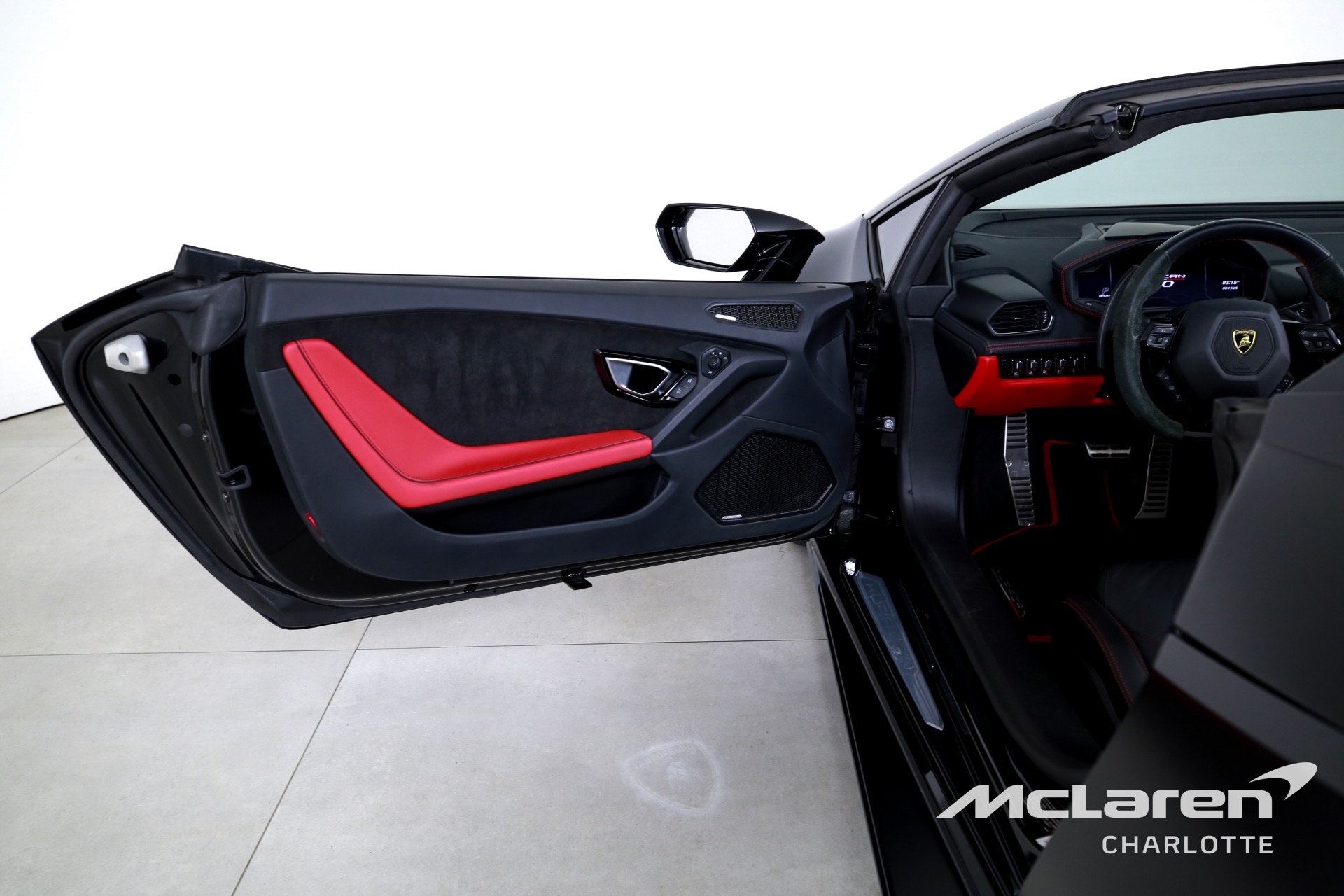 Used 2023 Lamborghini Huracan EVO Spyder | Charlotte, NC