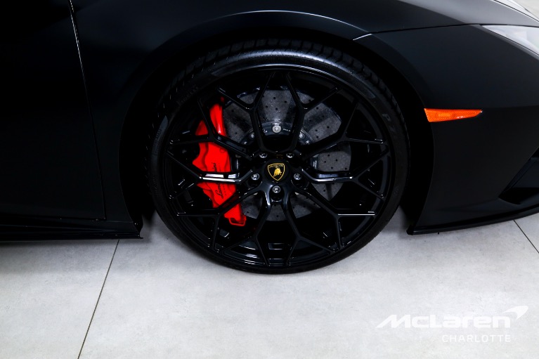 Used-2023-Lamborghini-Huracan-EVO-Spyder