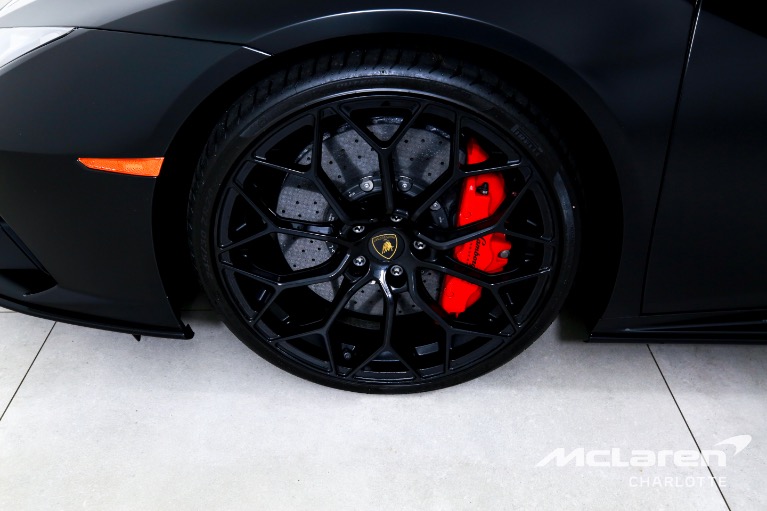 Used-2023-Lamborghini-Huracan-EVO-Spyder
