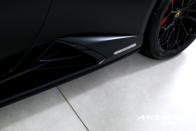 Used-2023-Lamborghini-Huracan-EVO-Spyder
