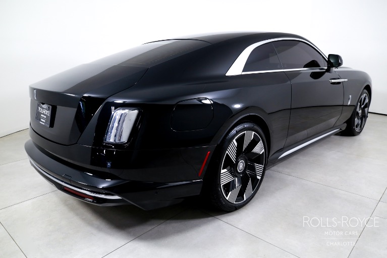 Used-2024-Rolls-Royce-Spectre