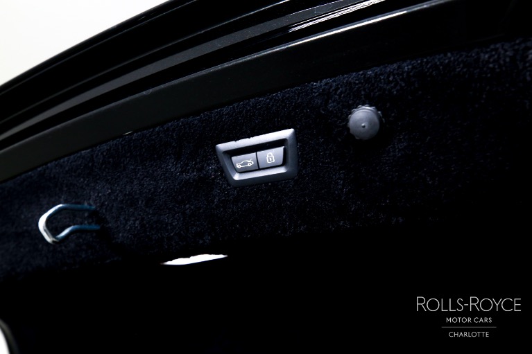 Used-2024-Rolls-Royce-Spectre