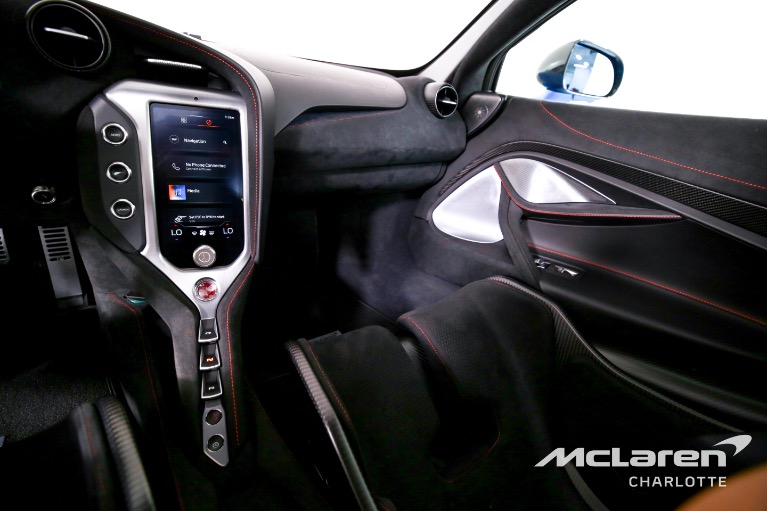 Used-2024-McLaren-750S