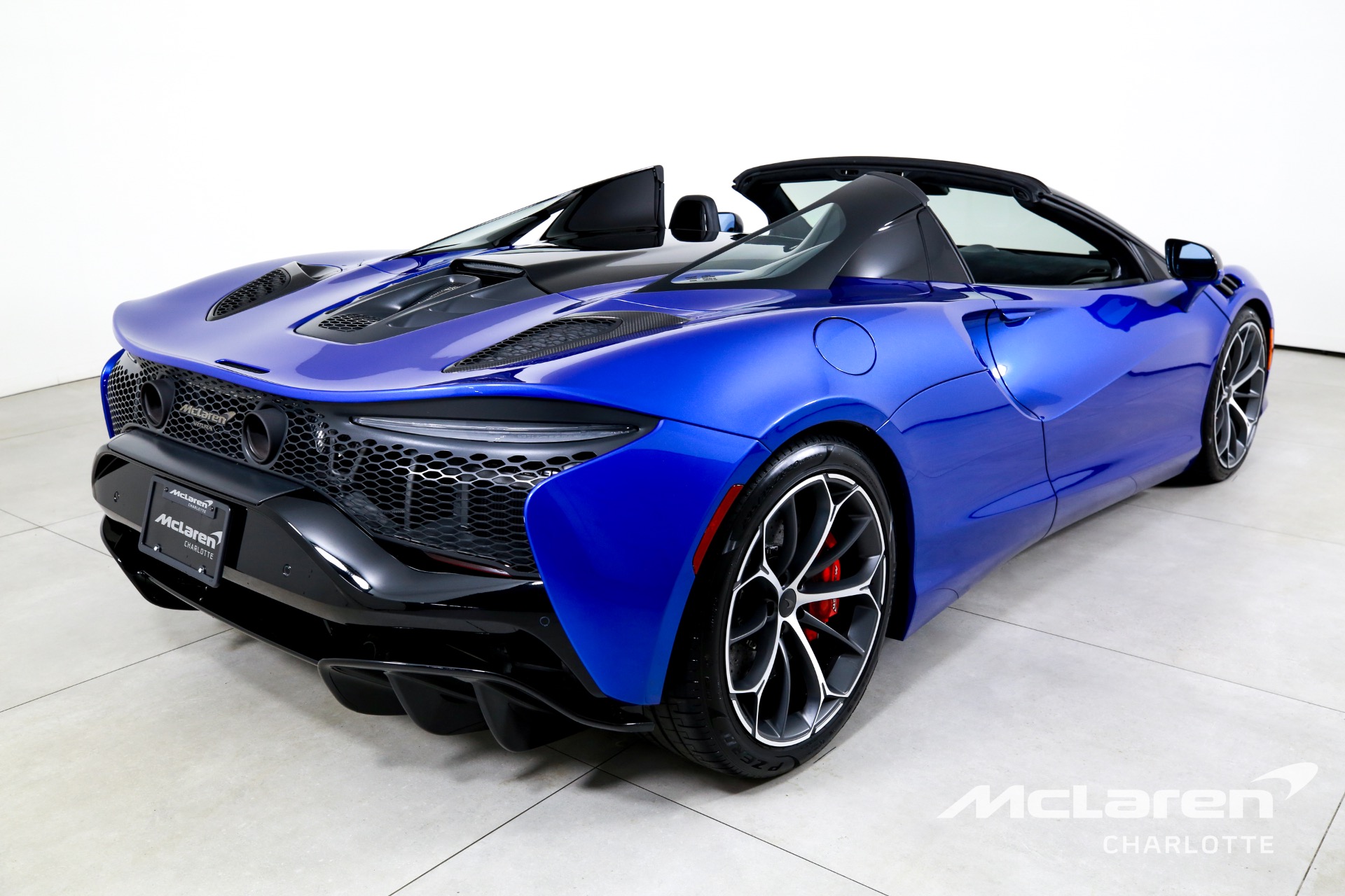 Used 2025 McLaren Artura Spider  | Charlotte, NC
