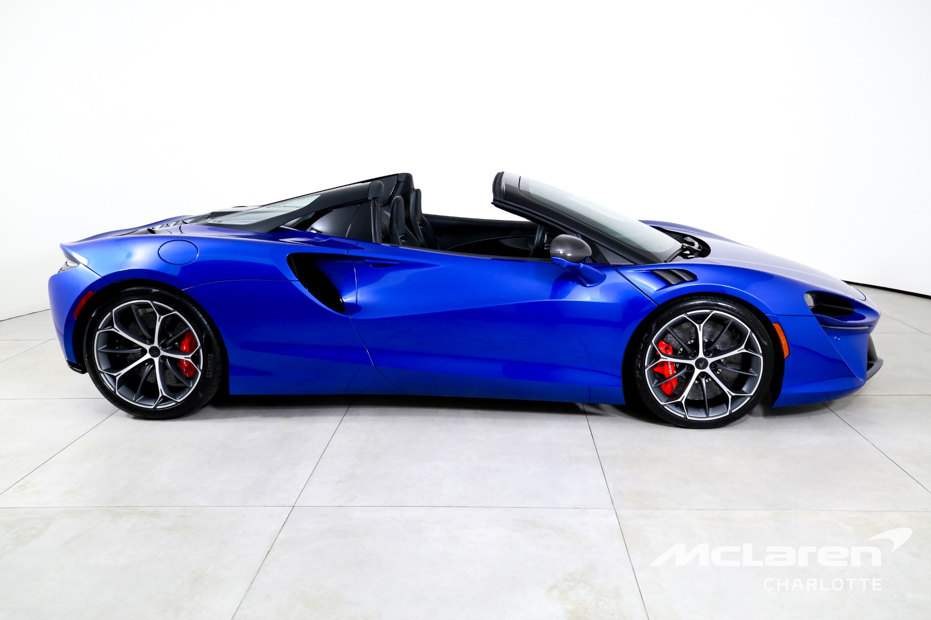 Used 2025 McLaren Artura Spider  | Charlotte, NC