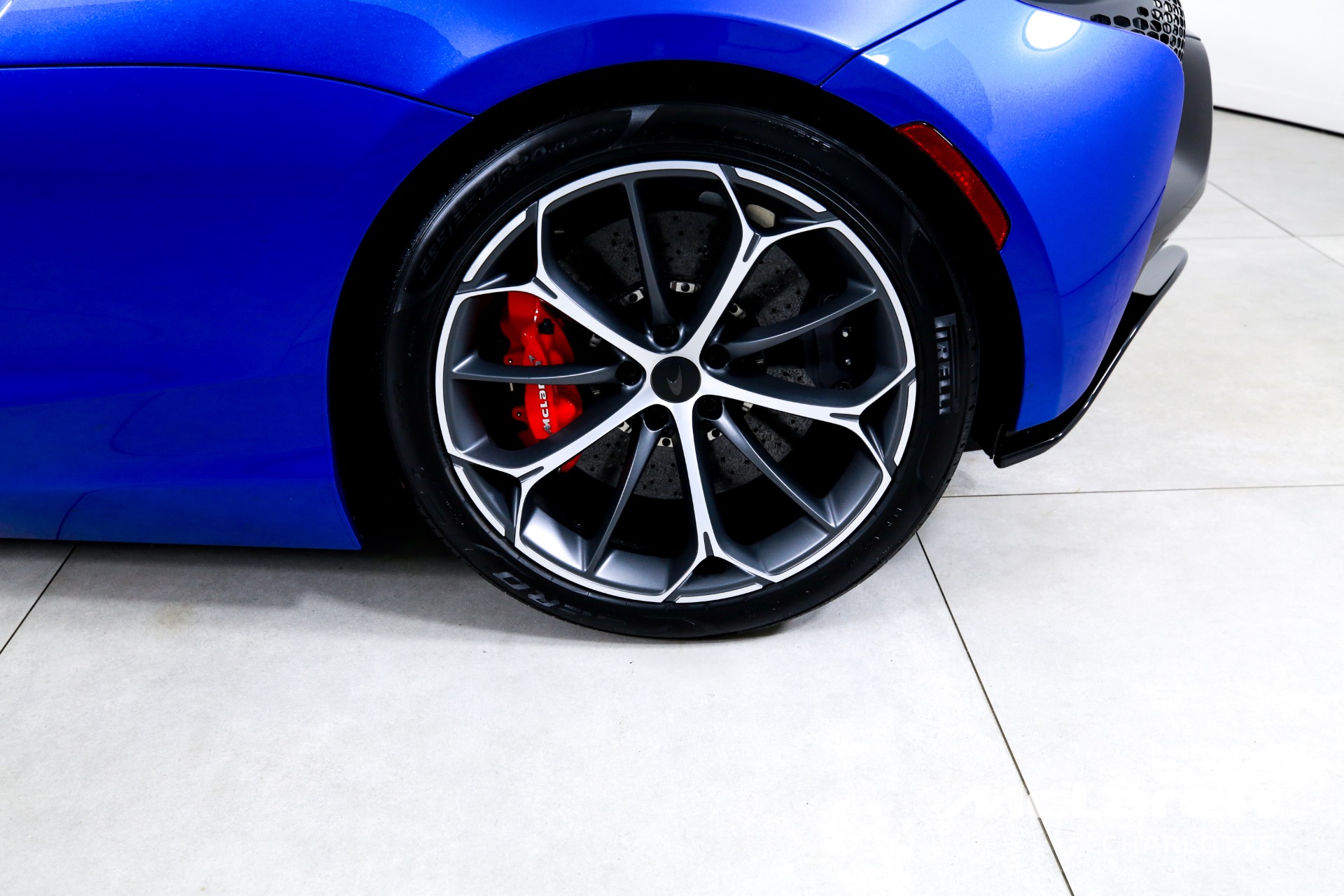 Used 2025 McLaren Artura Spider  | Charlotte, NC