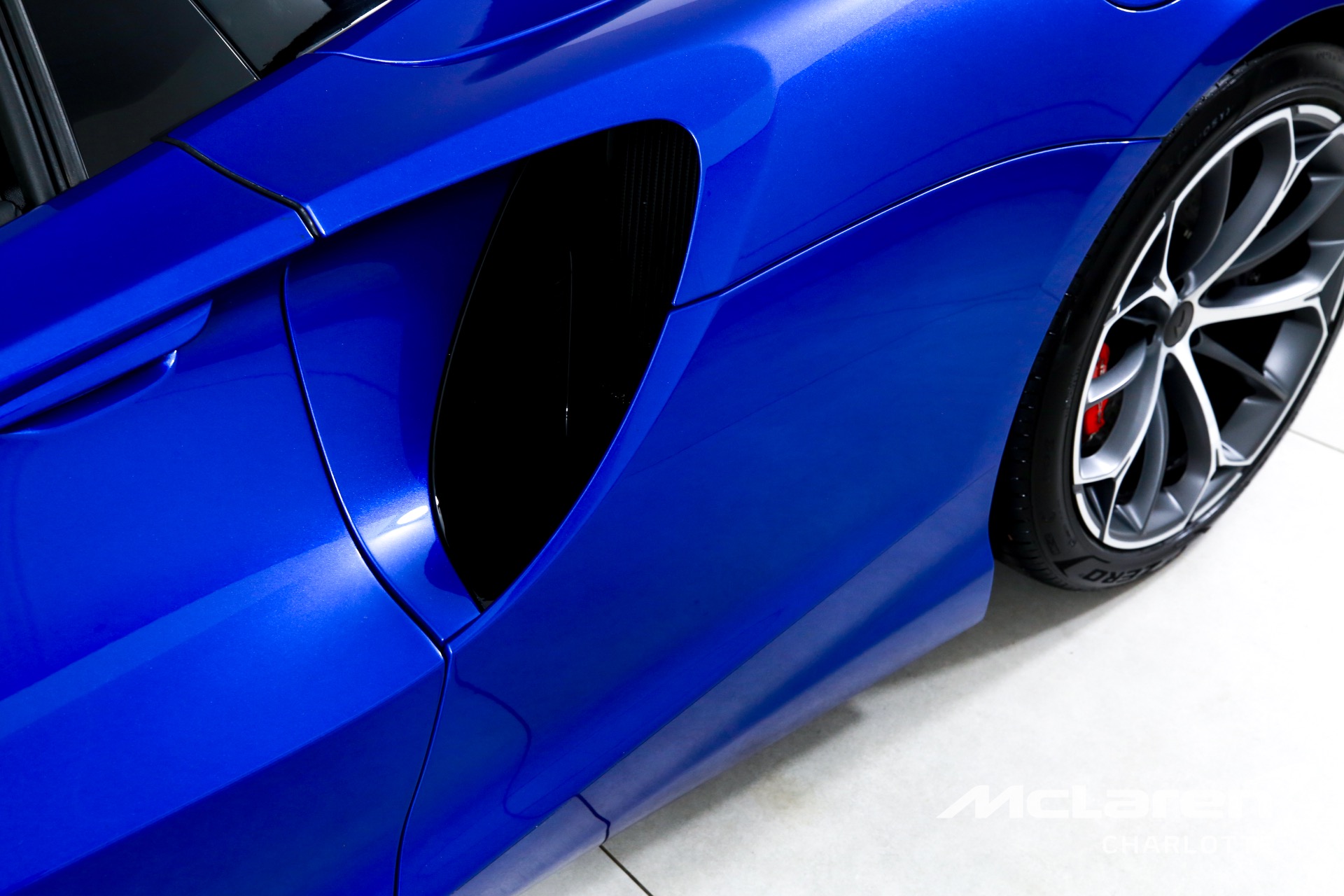 Used 2025 McLaren Artura Spider  | Charlotte, NC