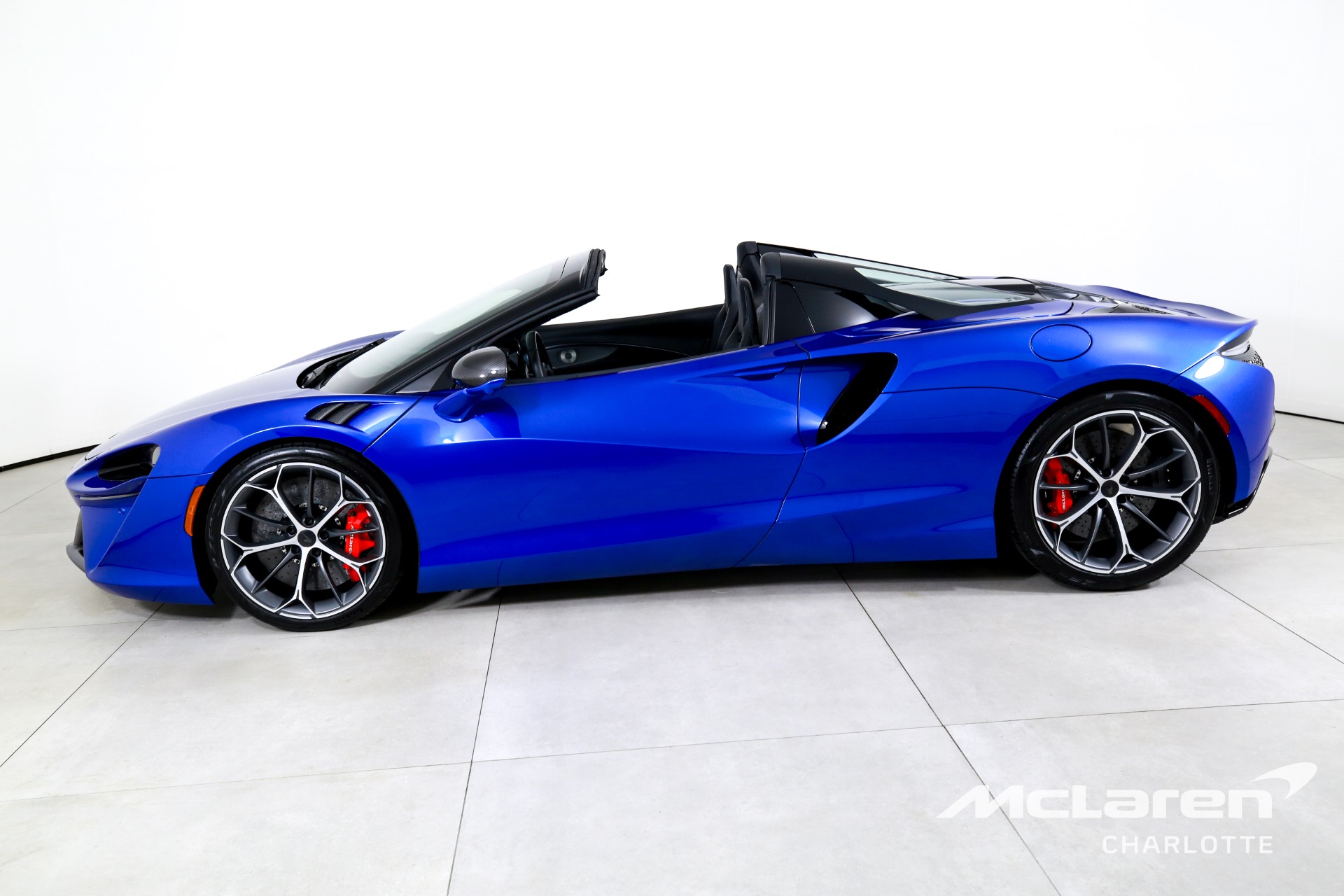 Used 2025 McLaren Artura Spider  | Charlotte, NC