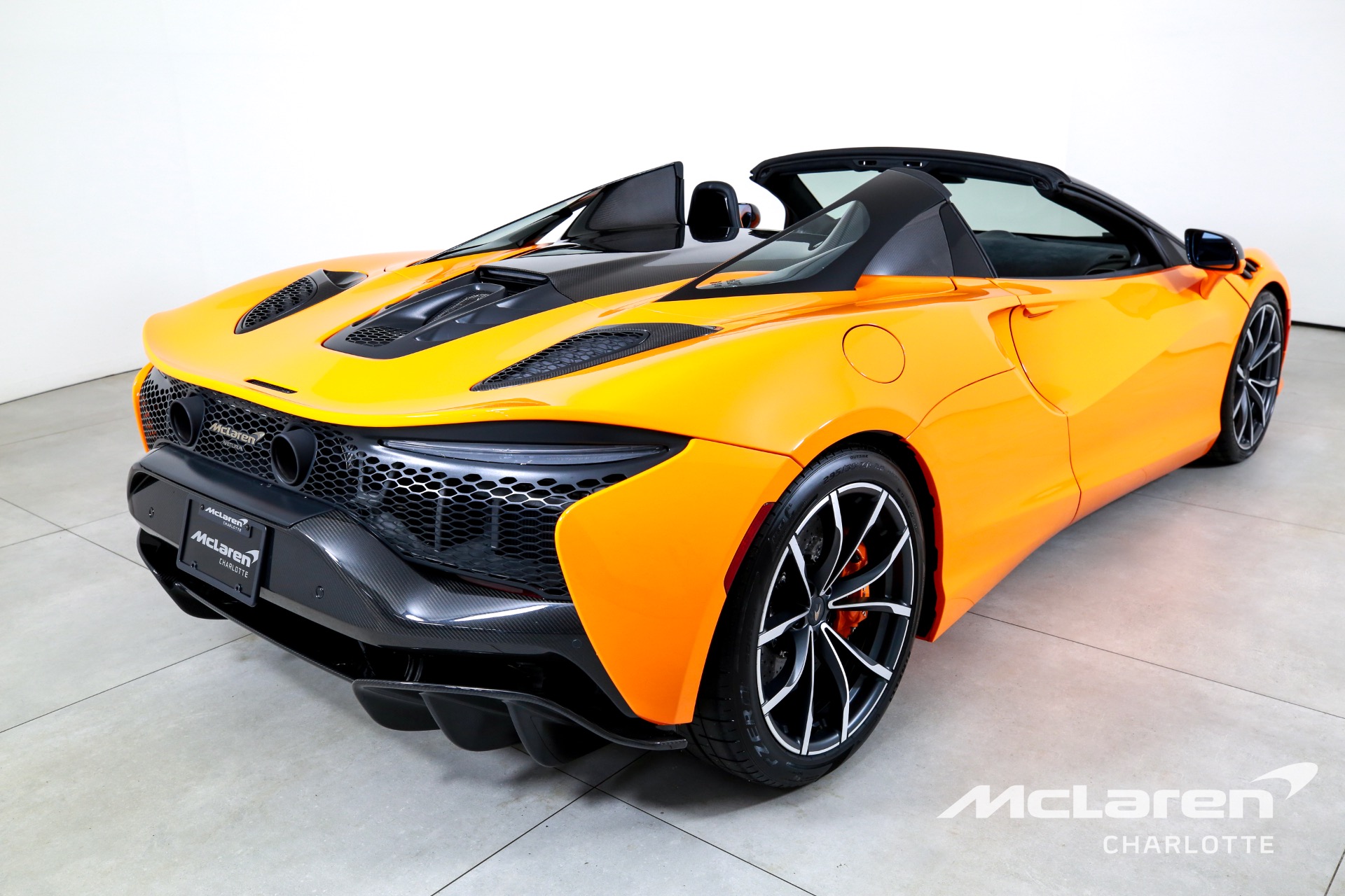 Used 2025 McLaren Artura Spider | Charlotte, NC