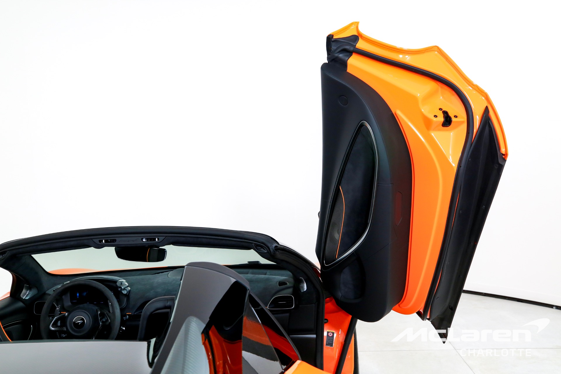 Used 2025 McLaren Artura Spider | Charlotte, NC