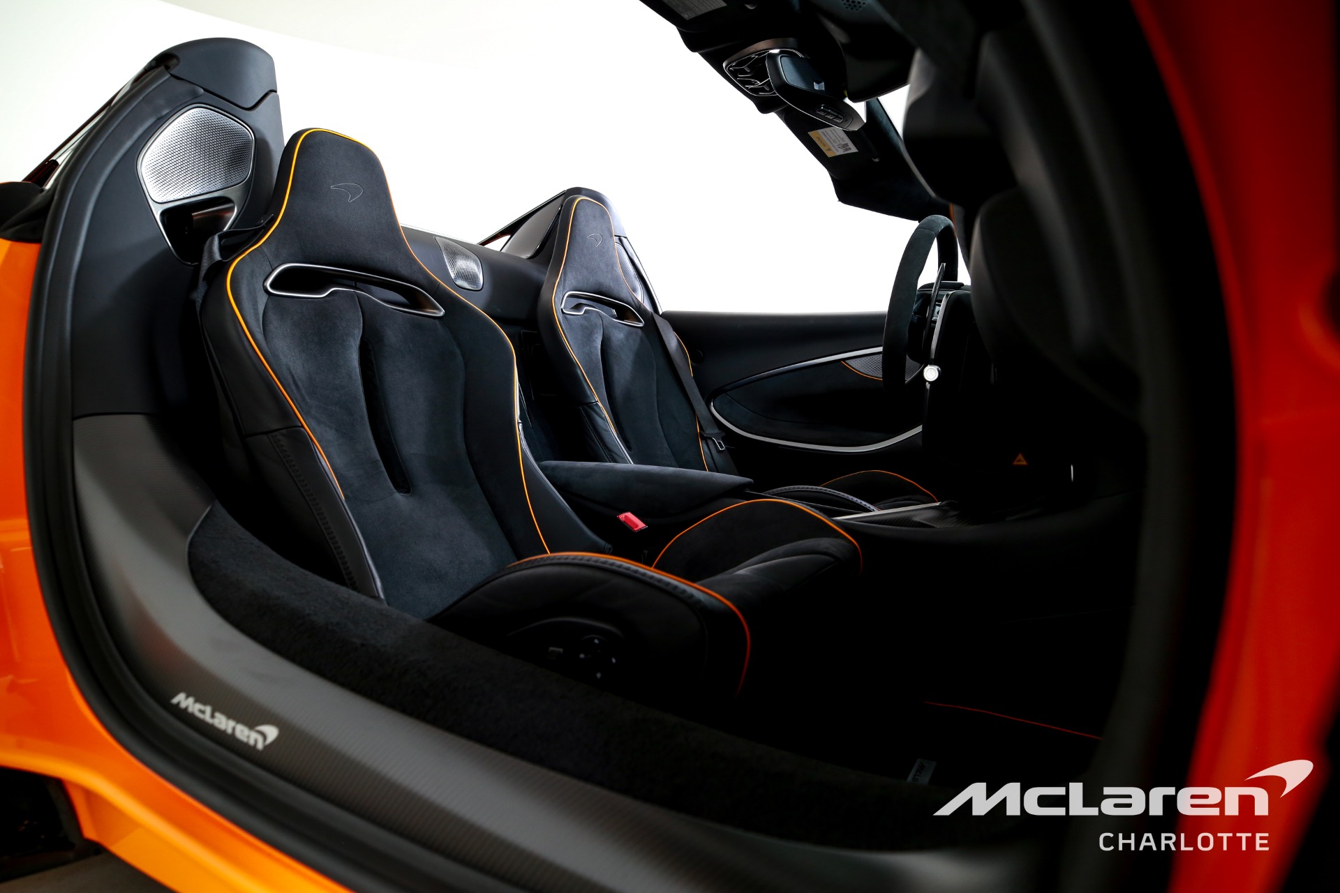 Used 2025 McLaren Artura Spider | Charlotte, NC