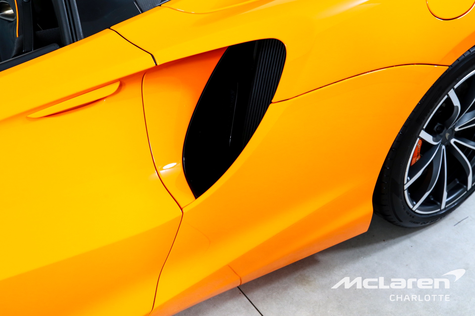 Used 2025 McLaren Artura Spider | Charlotte, NC