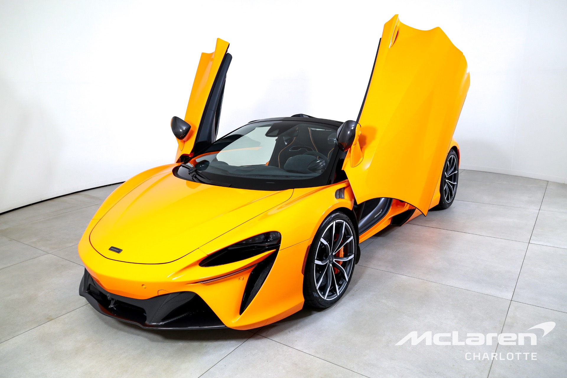 Used 2025 McLaren Artura Spider | Charlotte, NC