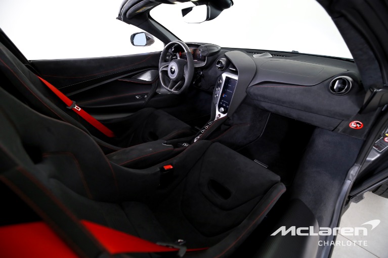 Used-2024-McLaren-750S-Spider