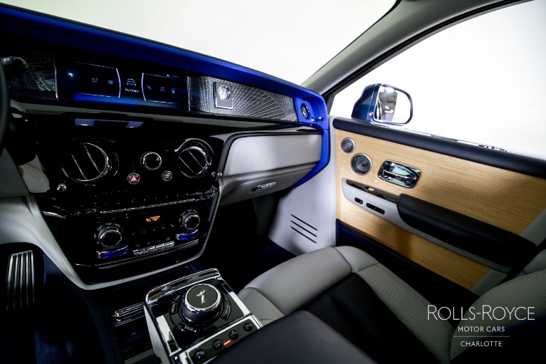 Used-2019-Rolls-Royce-Phantom